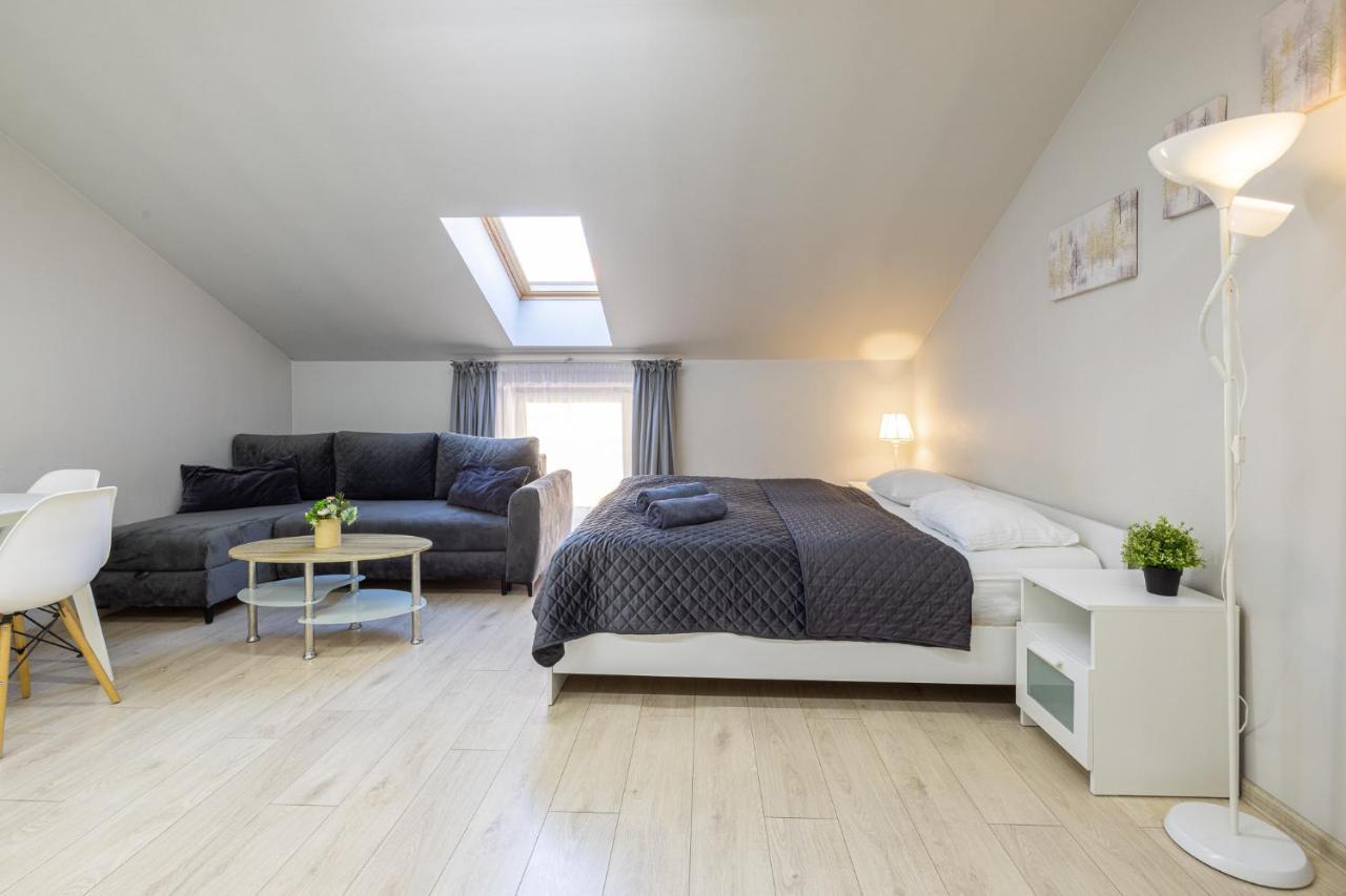 Dharma Stay Apartamentai Telšiai Extérieur photo
