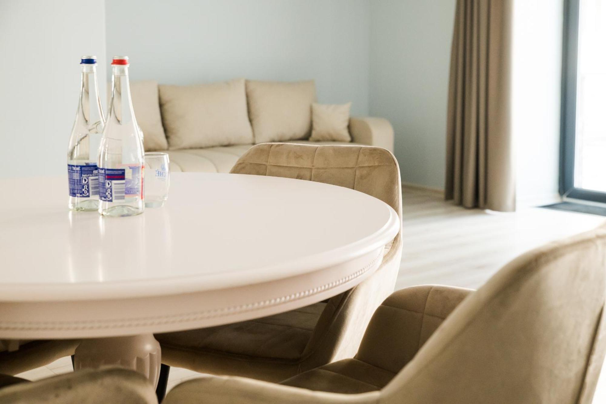 Dharma Stay Apartamentai Telšiai Extérieur photo